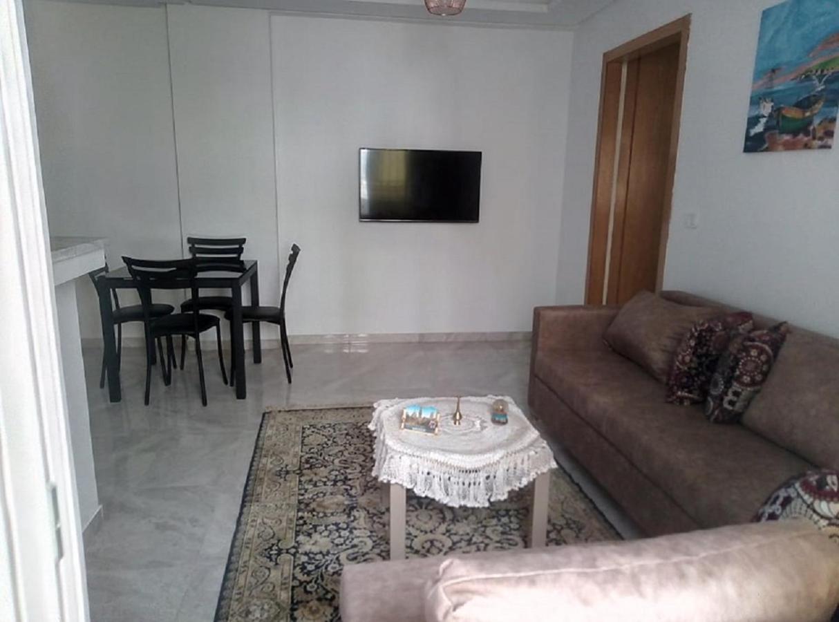 Zayatine Apartment